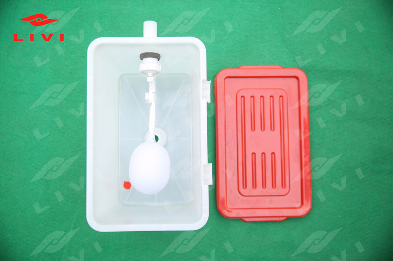 pressure-reducing-water-tank